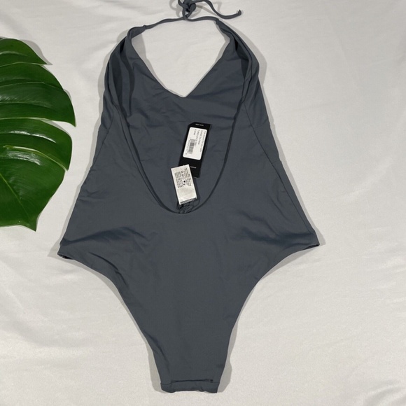 NEW Tavik [ XS ]‎ Chase Deep V-Neck One-Piece Swimsuit Turbulence Grey - Picture 4 of 11